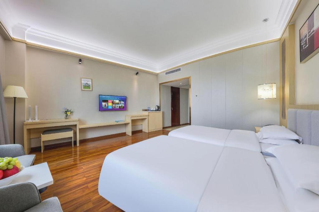 Galaxy Hotel Гуанчжоу Экстерьер фото