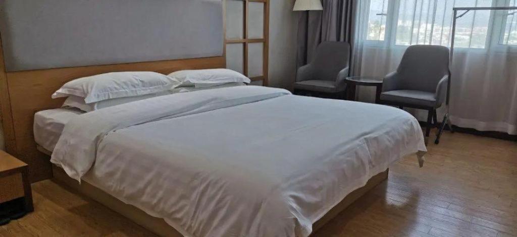 Galaxy Hotel Гуанчжоу Экстерьер фото