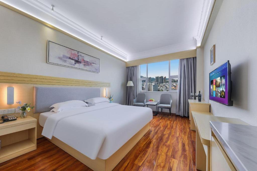 Galaxy Hotel Гуанчжоу Экстерьер фото