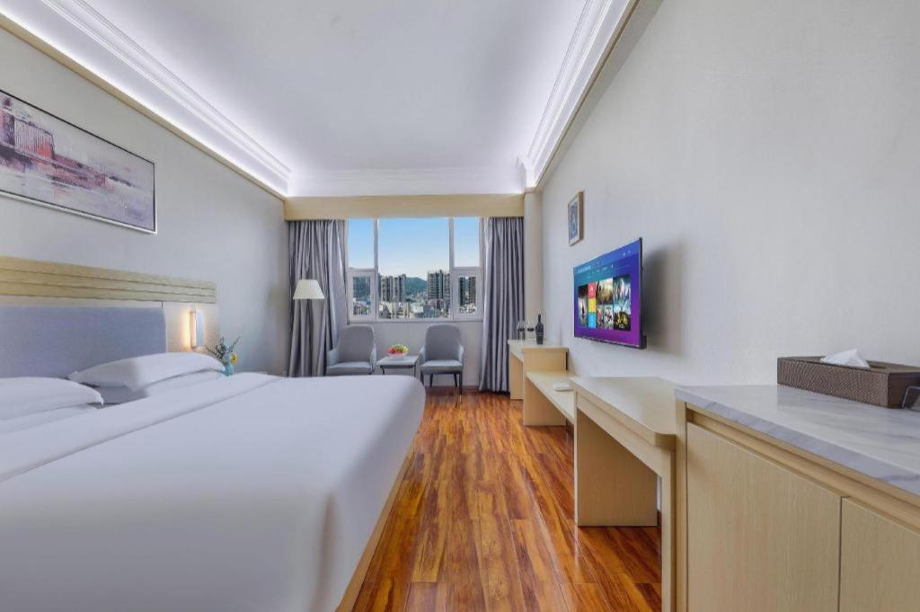 Galaxy Hotel Гуанчжоу Экстерьер фото