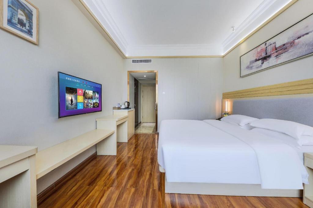 Galaxy Hotel Гуанчжоу Экстерьер фото